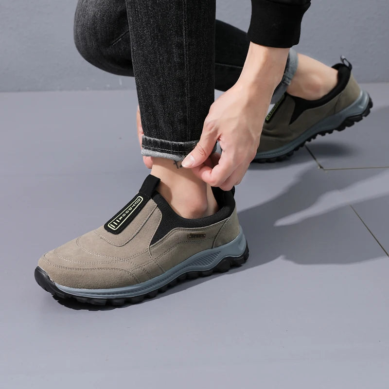 High Quality Indestructible Man Shoe Sneakers Breathable Running Shoes Lightweight Anti-Slip Outdoor Men'S Sneakers Male Shoes